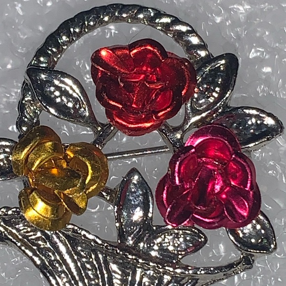 Red, Pink, & Gold Roses in Silver Tone Basket Brooch/Pin - Picture 16 of 16